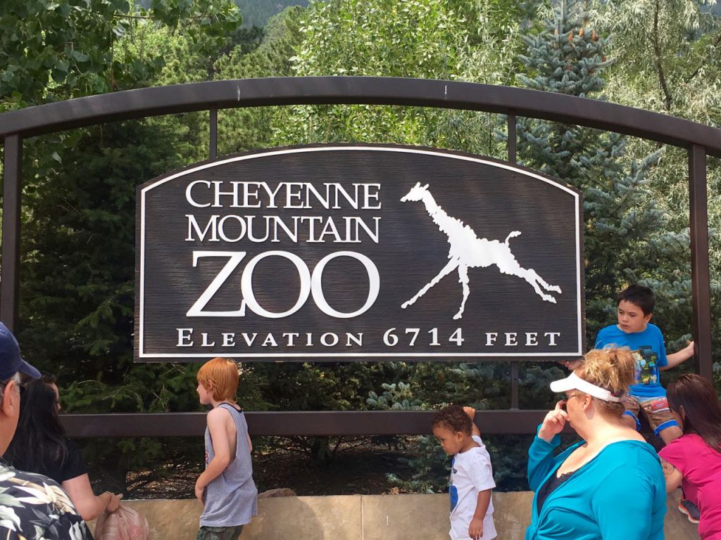 Cheyenne Mountain Zoo Sign